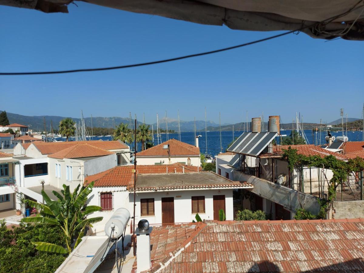 Nikos And Appartement